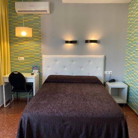 Hostal Restaurante Estacion Jaén Kültér fotó