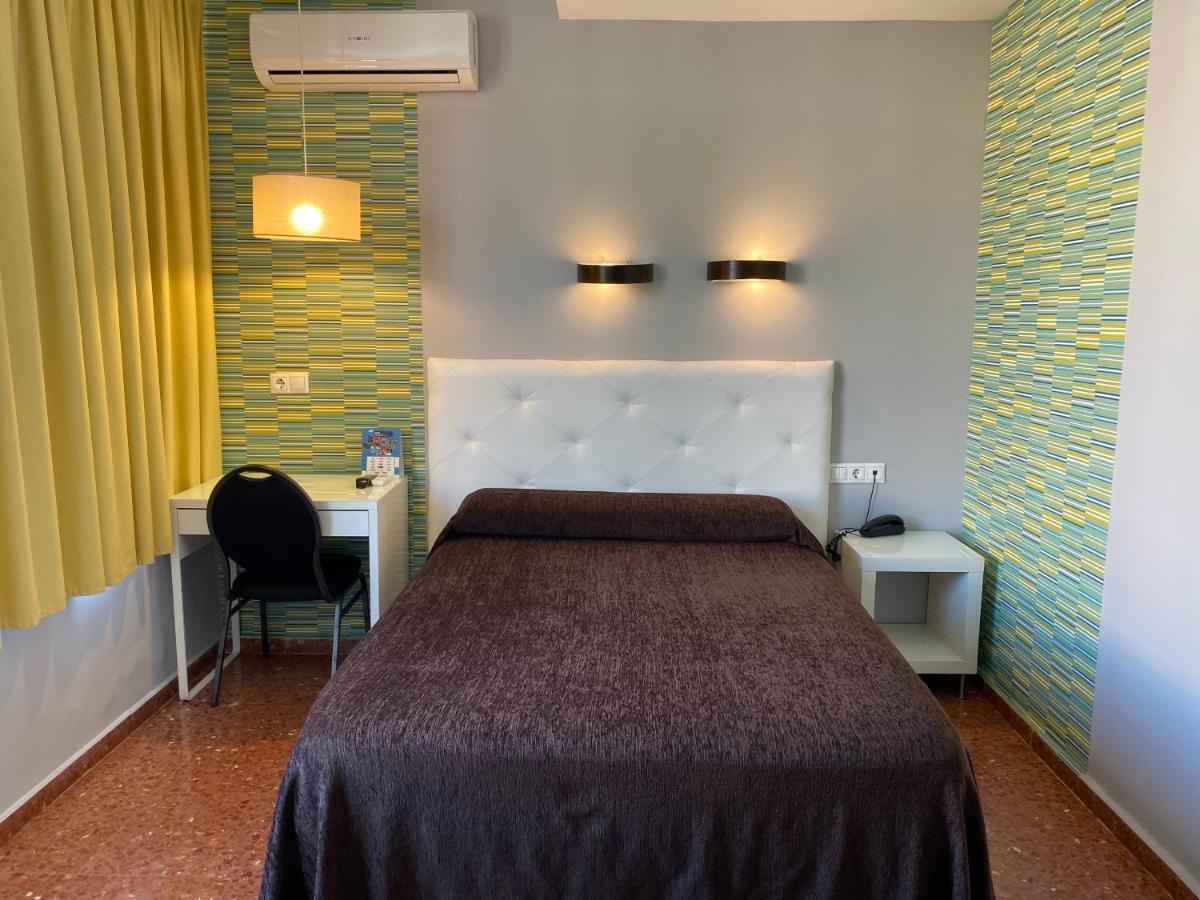 Hostal Restaurante Estacion Jaén Kültér fotó